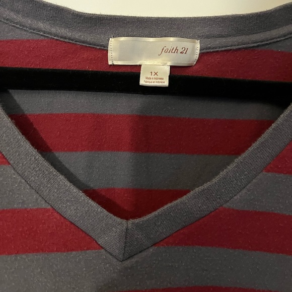 Gray & Maroon Long Sleeve VNeck Striped Top, Size 1X - Picture 3 of 6